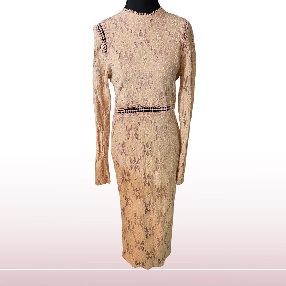 PrettyLittleThing Beige Lace Skirt Set